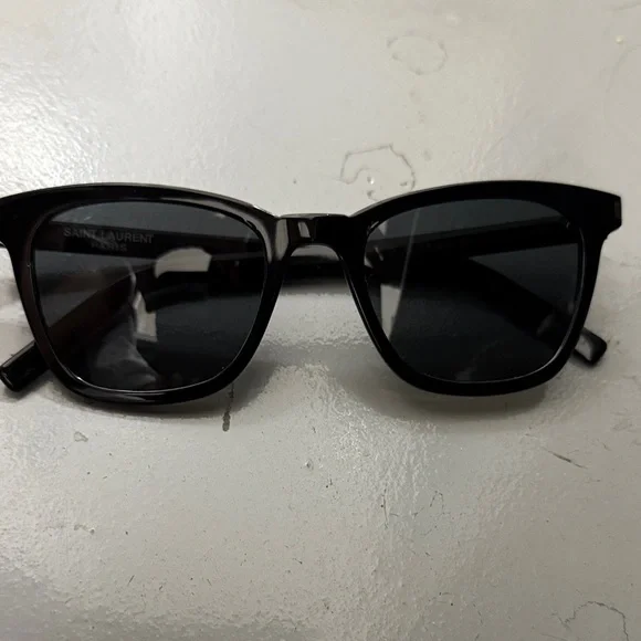 Saint Laurent Classic Black Eyewear SL716 slim - Picture 1 of 5